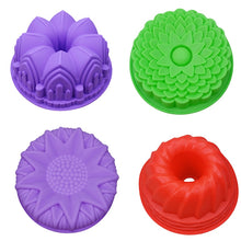 Load image into Gallery viewer, Silicone Cake Molds Flower Crown Shape  Baking  mold kitchen Tool 3D Bread Pastry Mold Pizza Pan DIY Birthday Wedding Party
