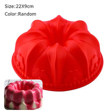 Load image into Gallery viewer, Silicone Big Cake Molds Flower Crown Shape Cake Bakeware Baking Tools 3D Bread Pastry Mould Pizza Pan DIY Birthday Wedding Party
