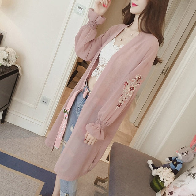 Summer Kimono Cardigan Women Floral Embroidery Chiffon Blouse Korean Flare Sleeve Long Shirt Beach Long Blouse Fashion Design