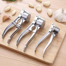 Load image into Gallery viewer, MHNTLOS Stainless Steel Multifunction Garlic Press Crusher Kitchen Cooking Ginger Squeezer Masher Handheld Ginger Mincer Tools
