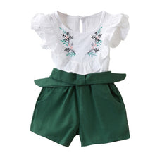 Load image into Gallery viewer, Bear Leader Girls Sets New Summer Floral Children Sleeveless T-shirt Solid Shorts 2PCS Kids Suit Fashion 3-7T Children Clothes
